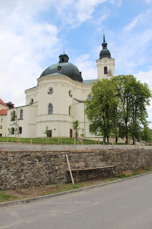 Penzion Stary Pivovar Křtiny Exteriör bild